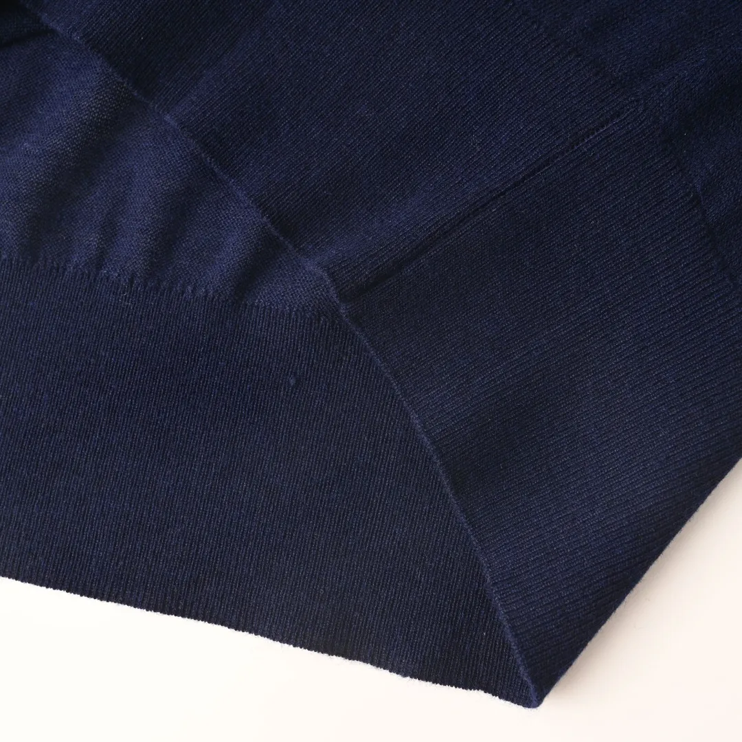 （ ） ZEGNA T 9900 ， ， “ “， 100% ，Classic ， ， 。 ， 。 T ， Breathable ， 。 ， 。 ， buff， ，Black ， 、 ， ， 。 : White，Black， Blue # 、 、 ！ Size：M-XXL